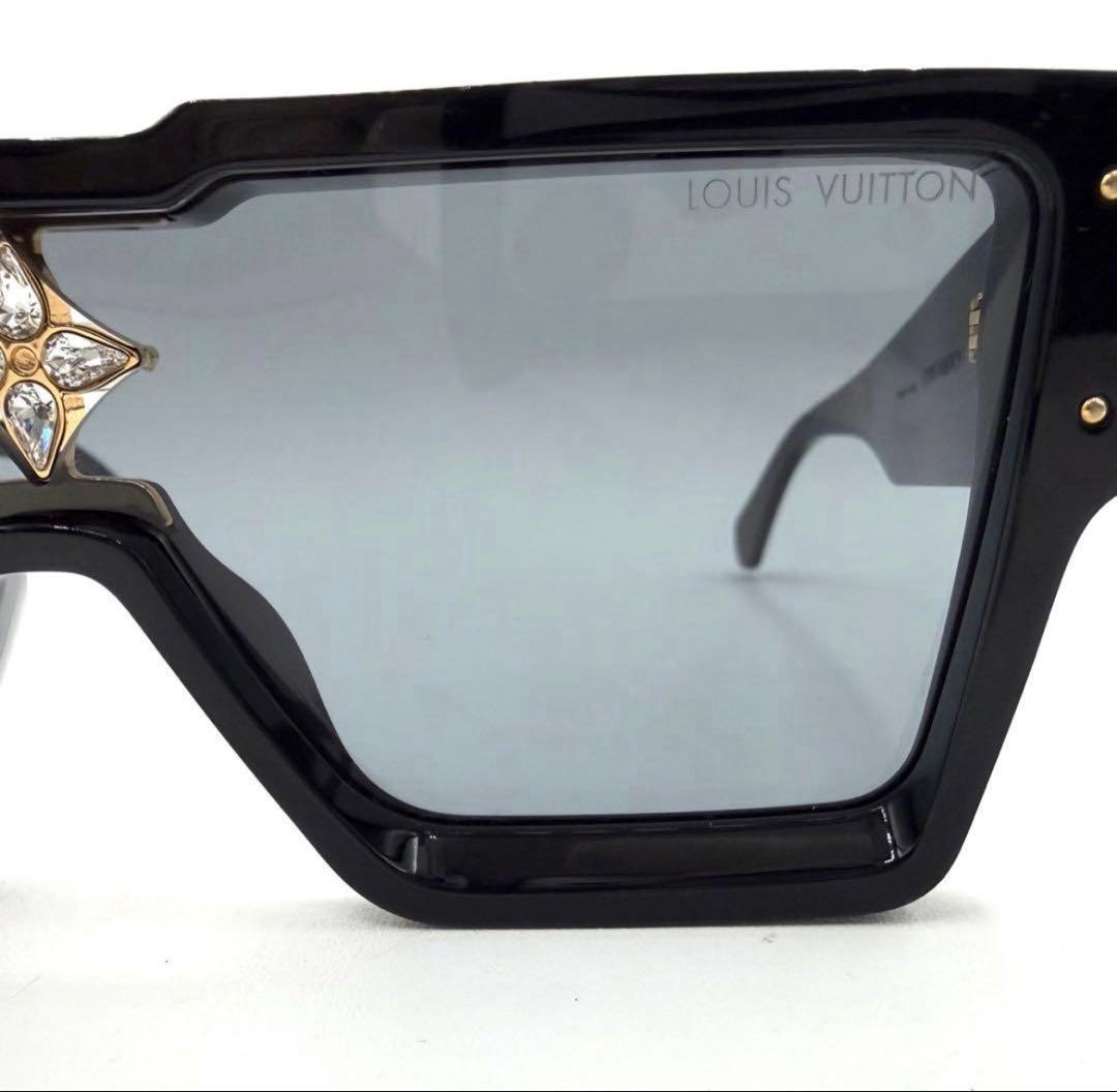 LOUIS VUITTON スクエアサングラス