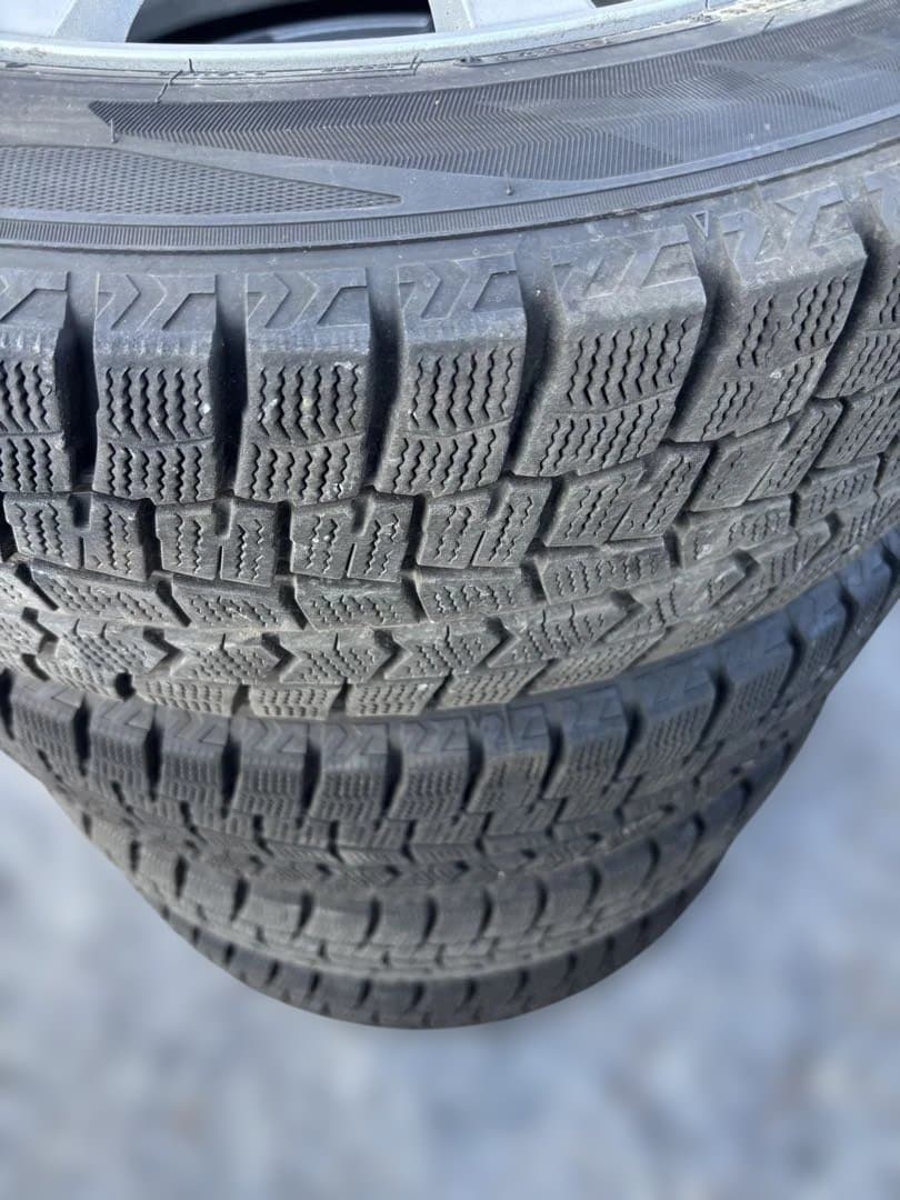 195/60R17 60プリウススタッドレスアルミセット23年製