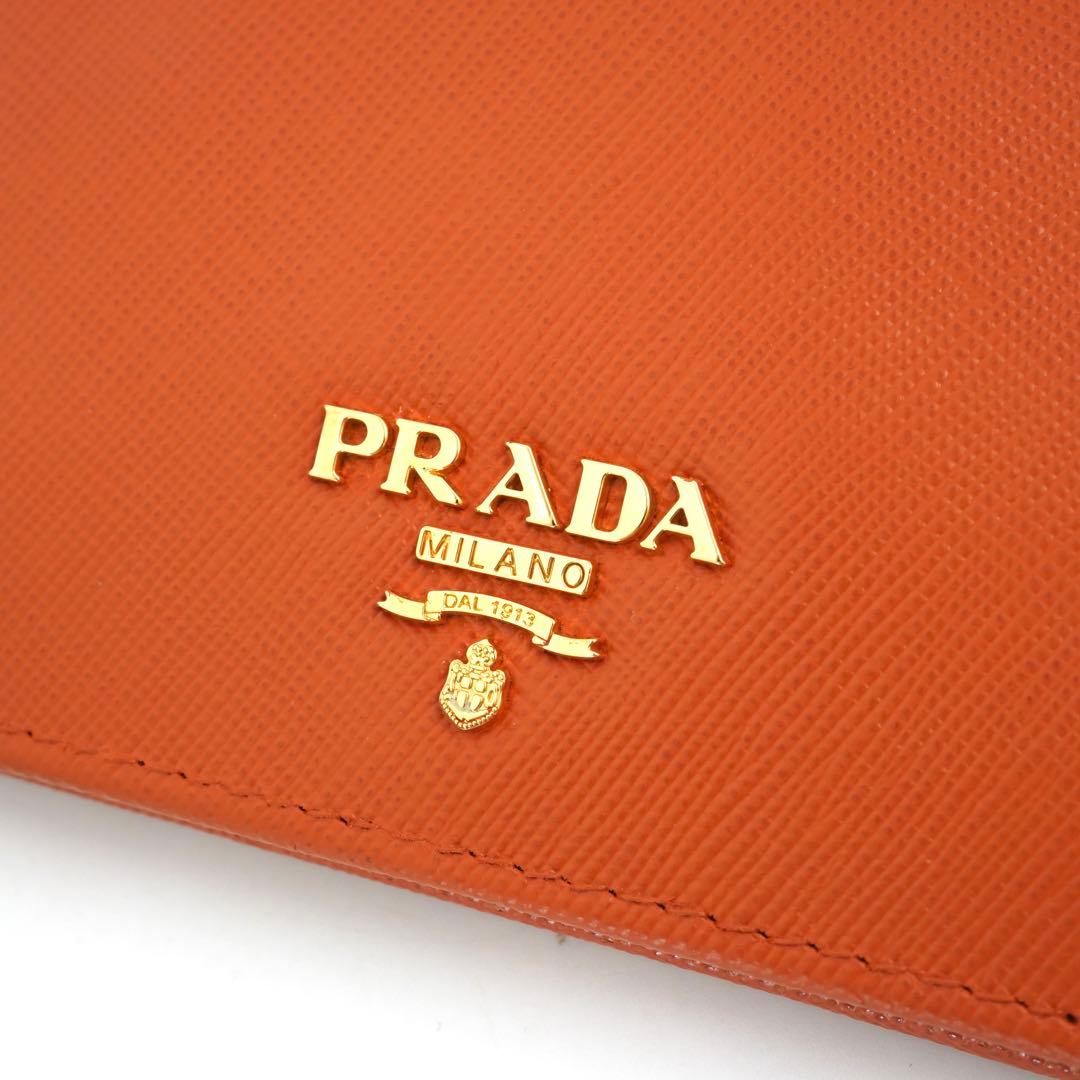 ✨未使用展示品・箱付き✨　PRADA ミニ財布　サフィアーノレザー　二つ折り