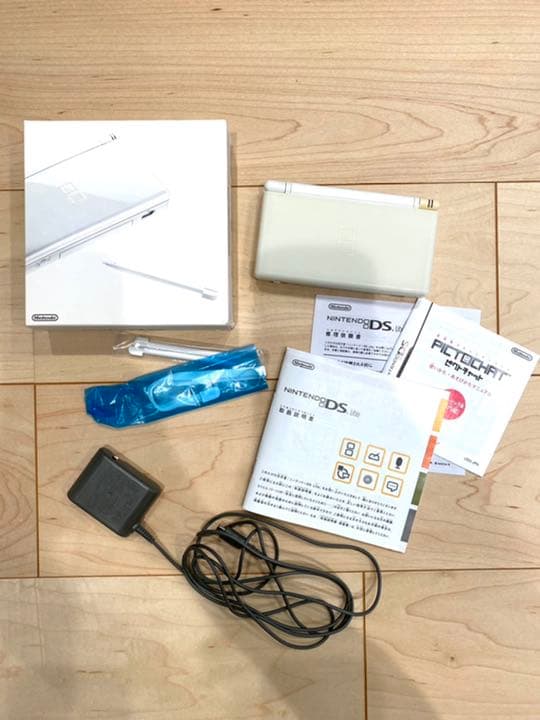 Nintendo DS Lite 白