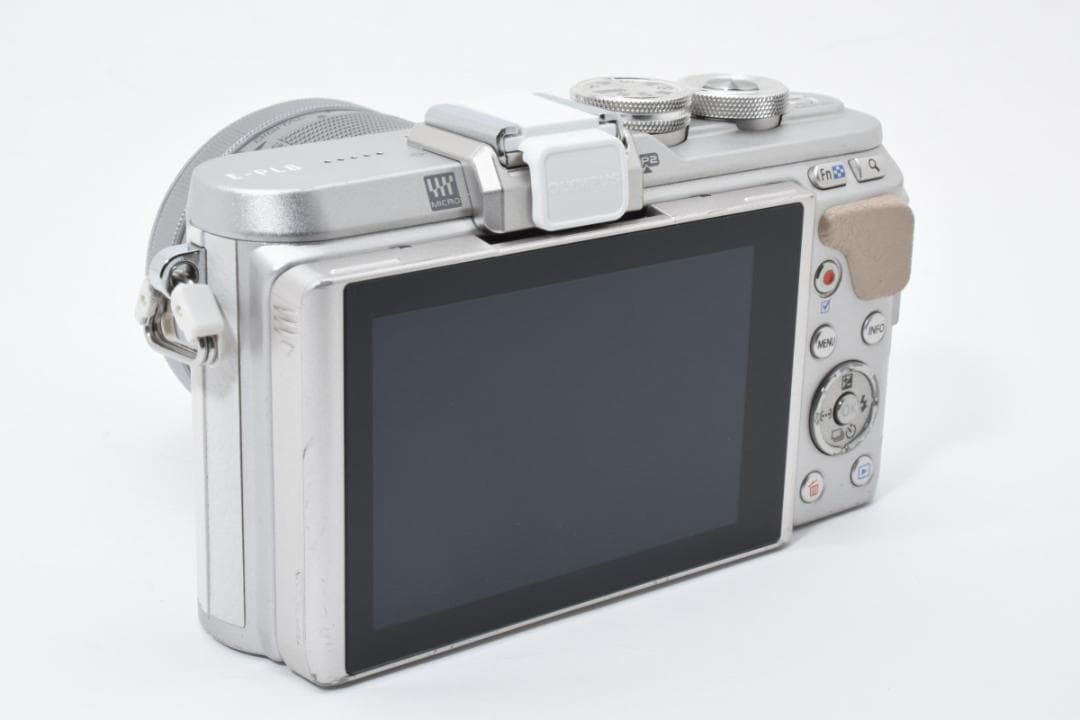 OLYMPUS オリンパス PEN E-PL8 レンズセット ミラーレスカメラ