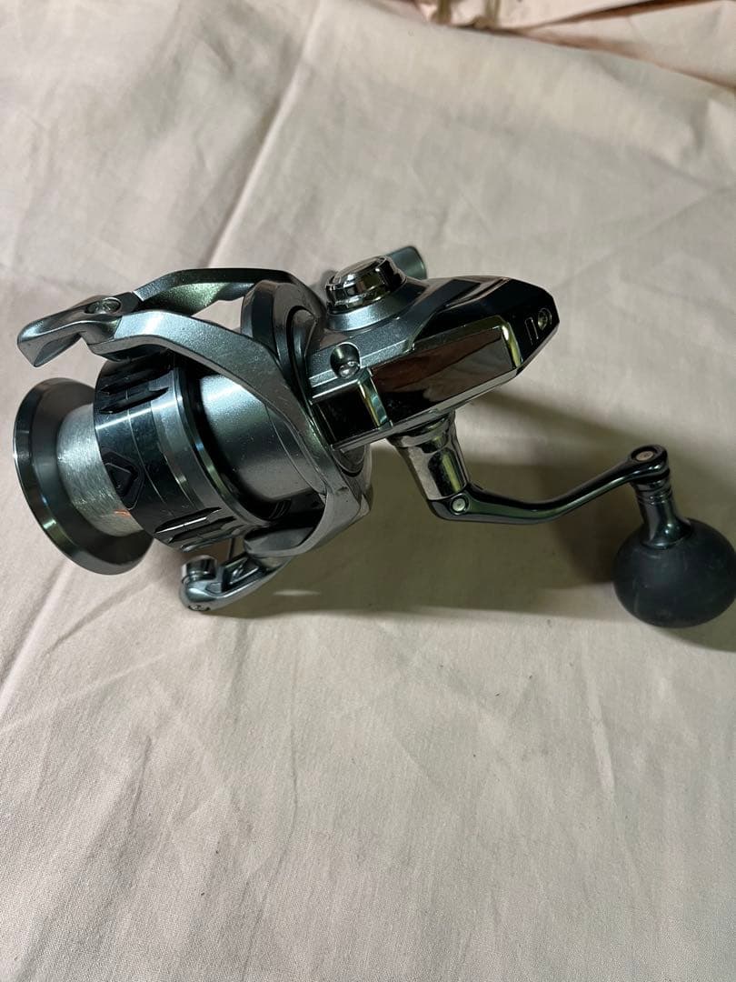 SHIMANO ナスキーC5000XG スピニングリール
