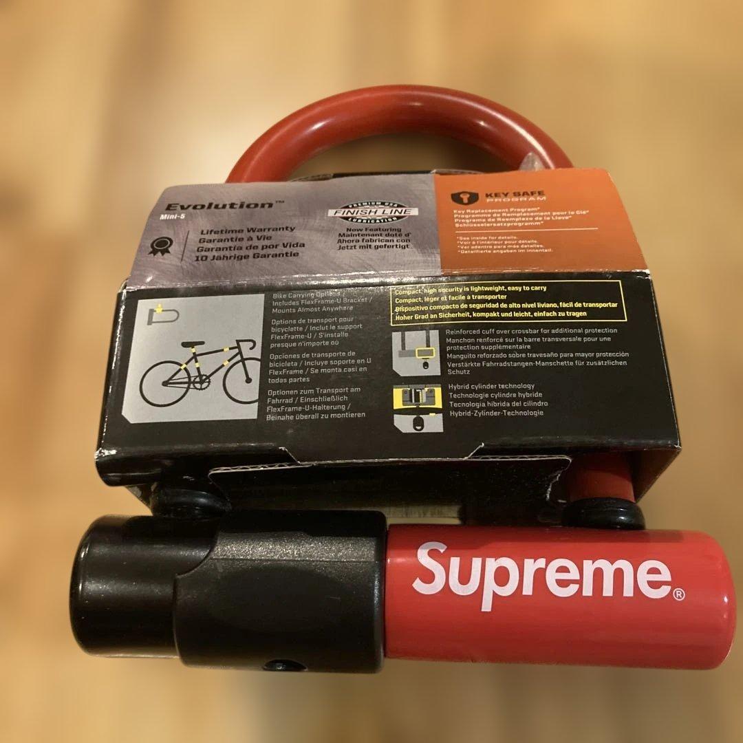 アクセサリー supreme kryptonite evolution