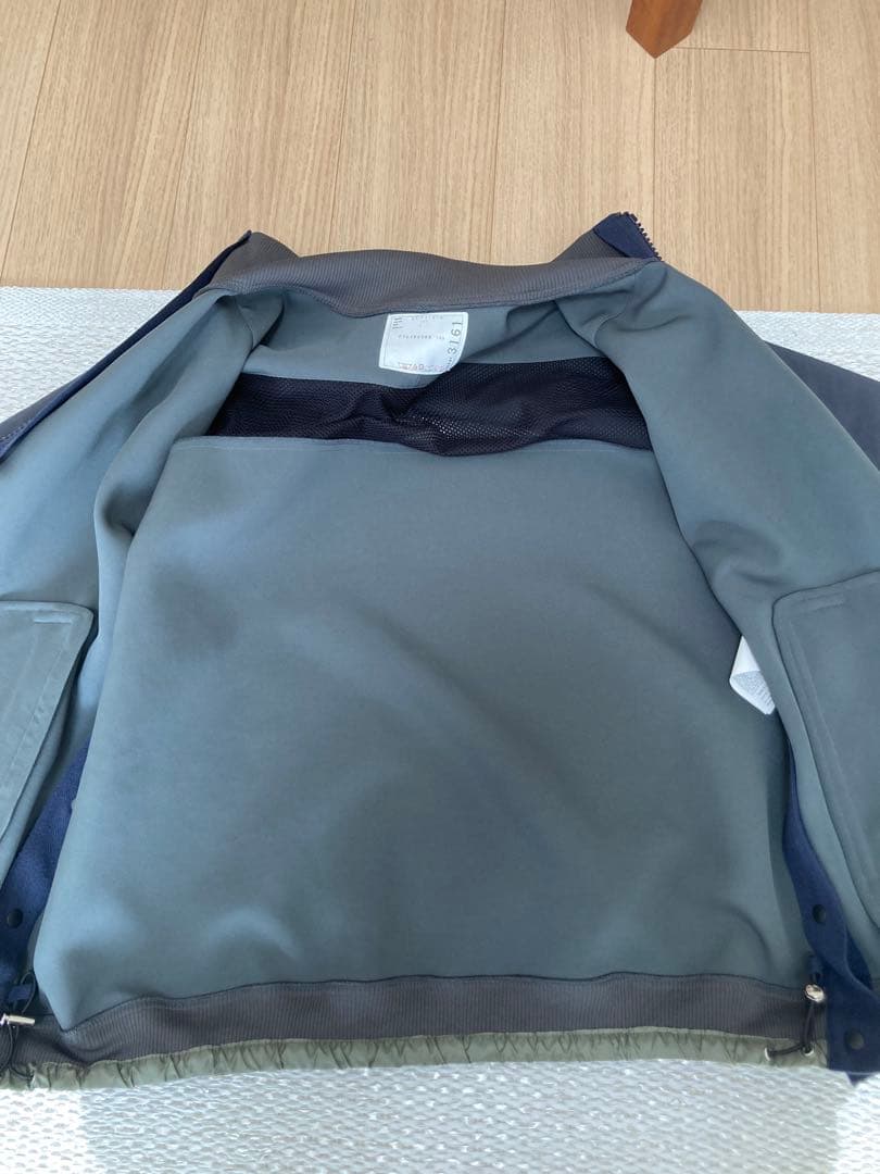 sacai カーキ ジップアップブルゾン(23-03161M)