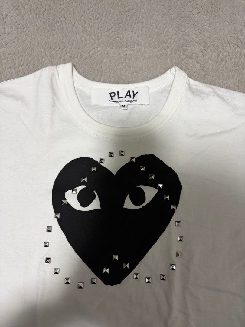 T*a様 COMME des GARÇONS PLAYスタッズTシャツ