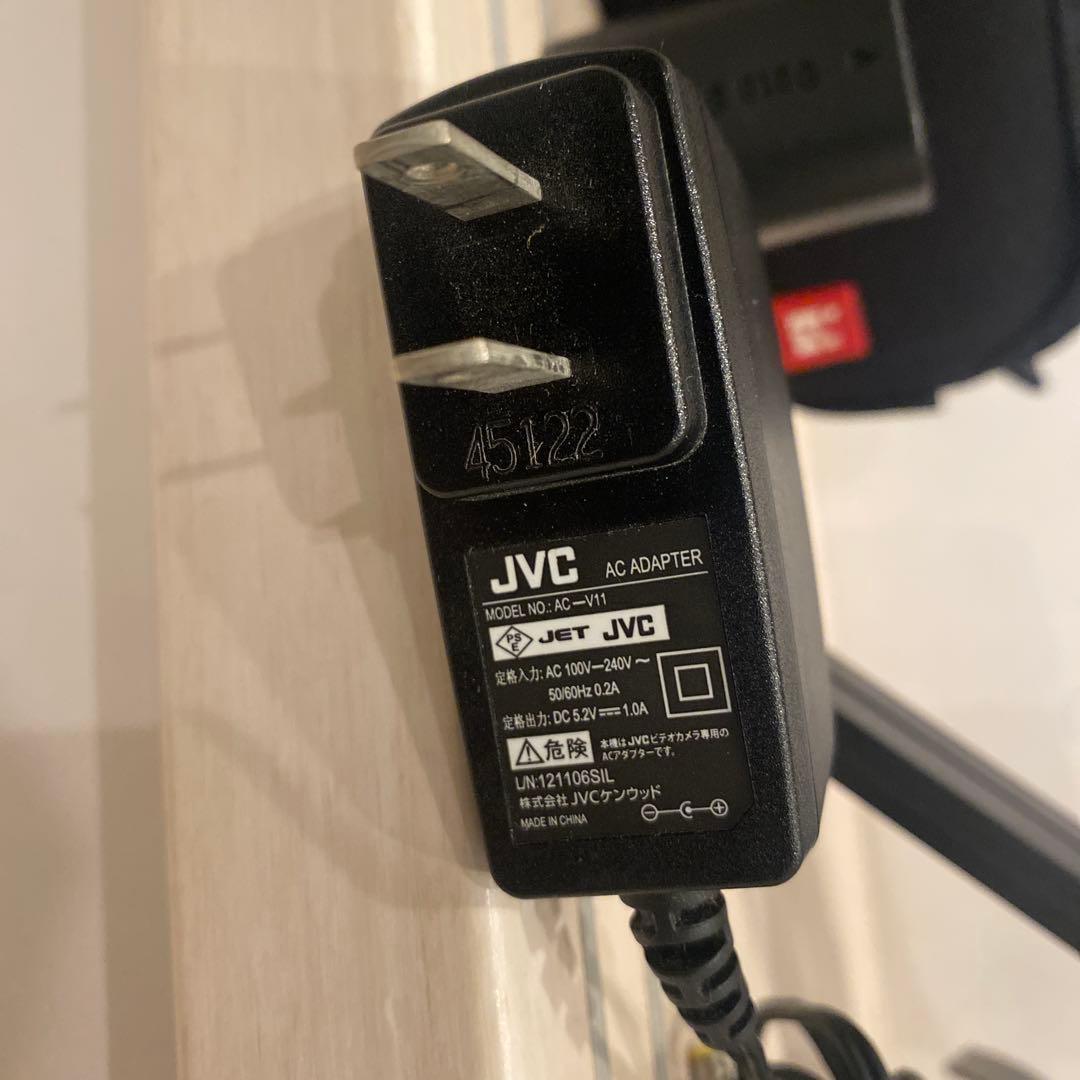 【動作品】JVC Everio GZ-E220-S フルHD ビデオカメラ