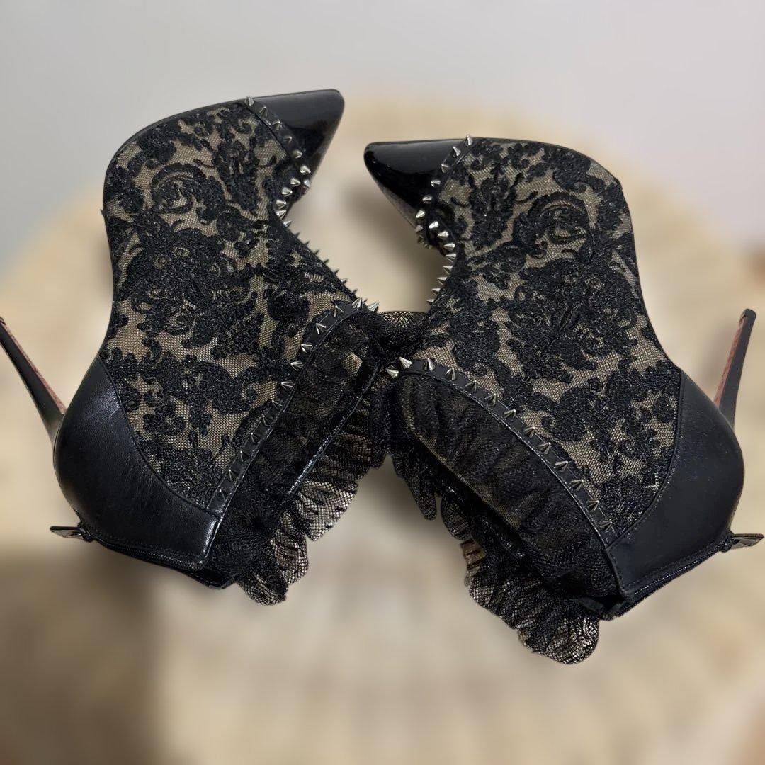 CHRISTIAN LOUBOUTIN ルブタン　ブーツ　レース　Pigalla