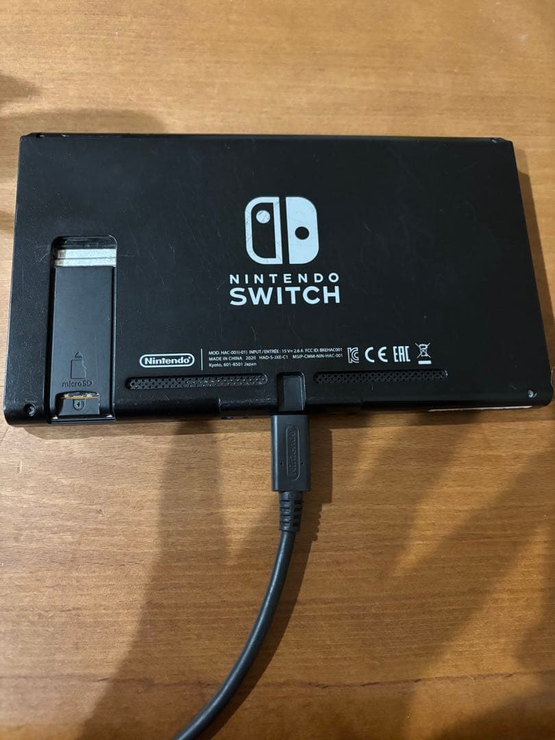 Nintendo Switch 本体のみ　動作確認済み