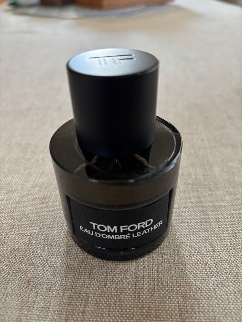 トム フォードオードオンブレレザー オードトワレスプレイ