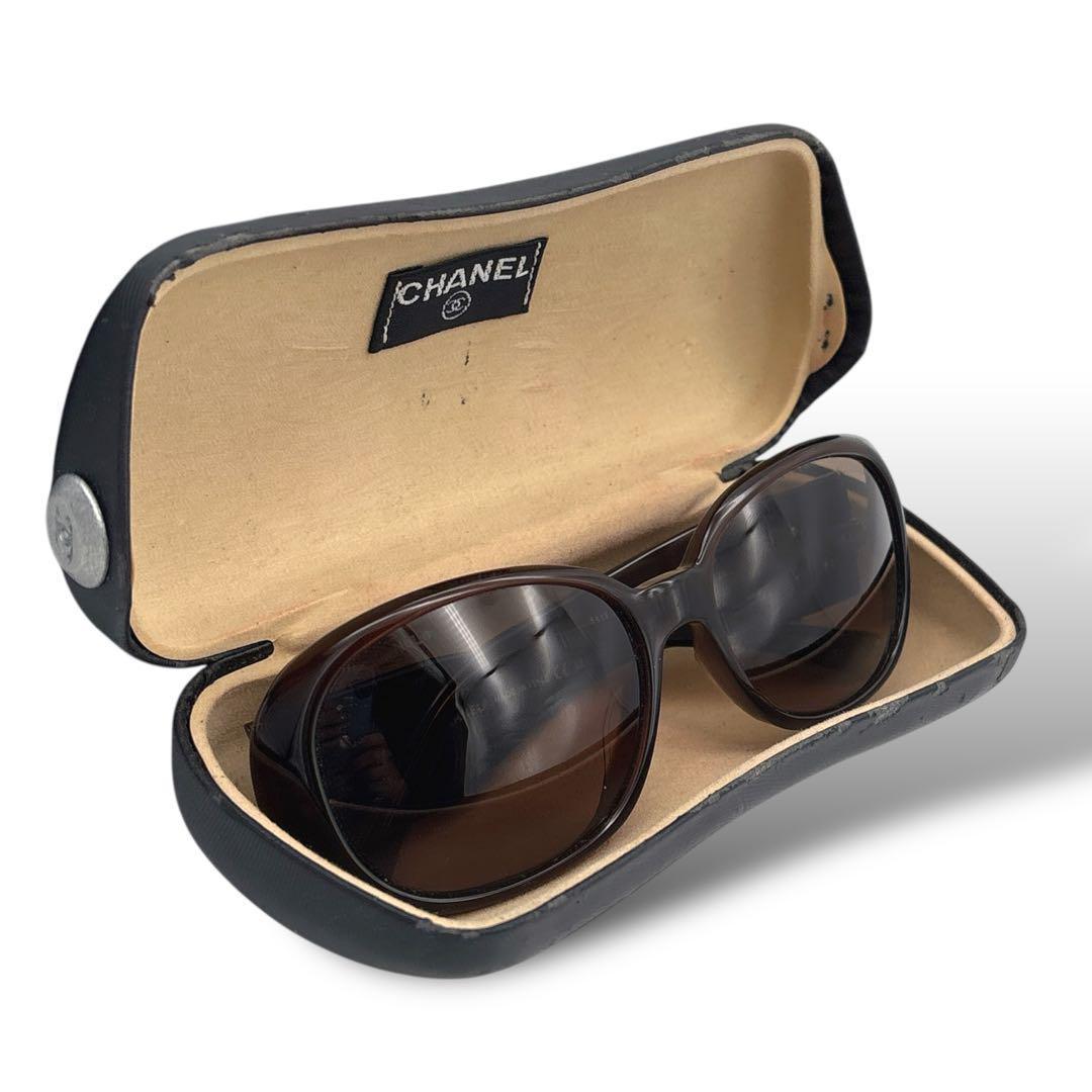 小物 CHANEL sunglasses coco camellia brown