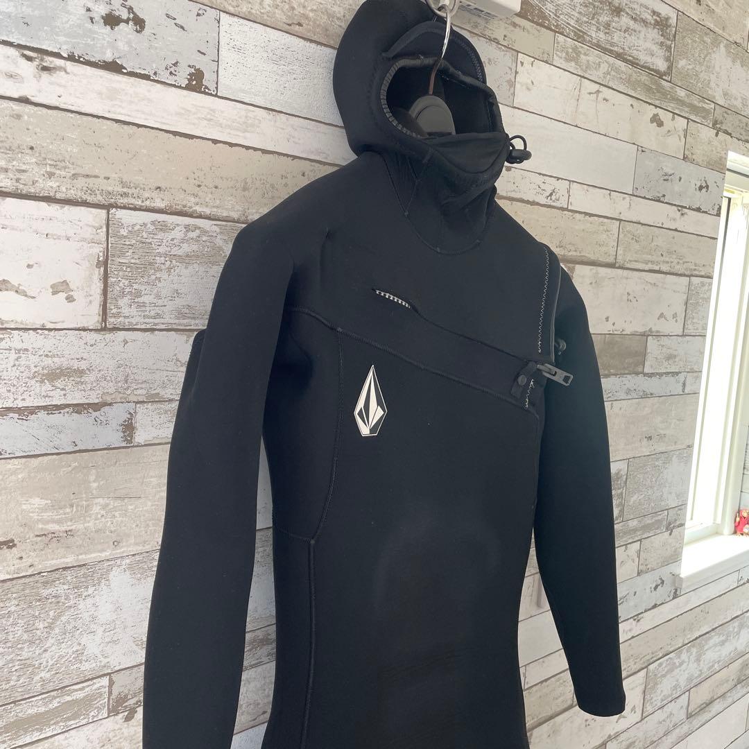 【早い者勝ち】VOLCOM メンズ 173cm前後 ジャーフル フード付き