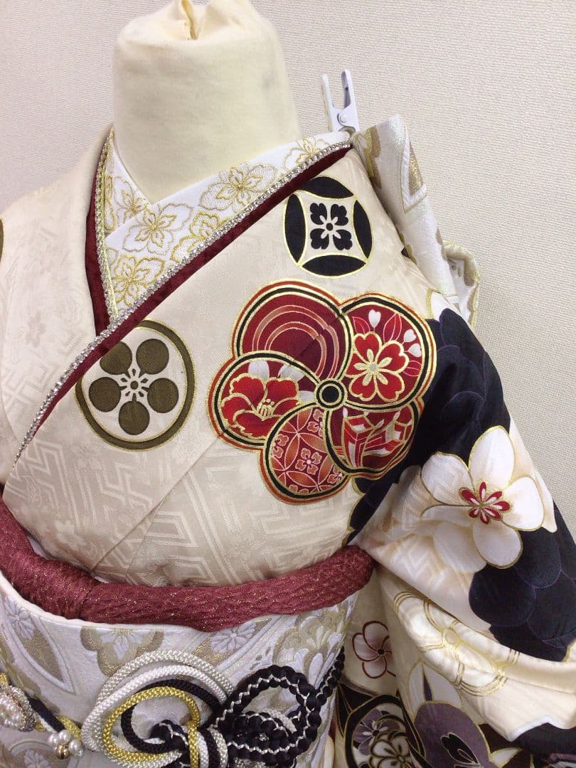 【157~170センチぐらいの方が適応サイズ】振袖フルセット　玉城ティナ　紅一点