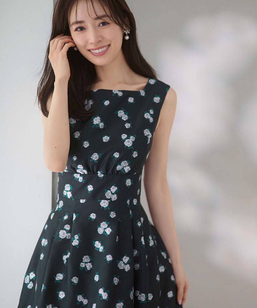 美品 TOCCA BOUQUET OF BEAUTY 花柄ワンピース ブラック