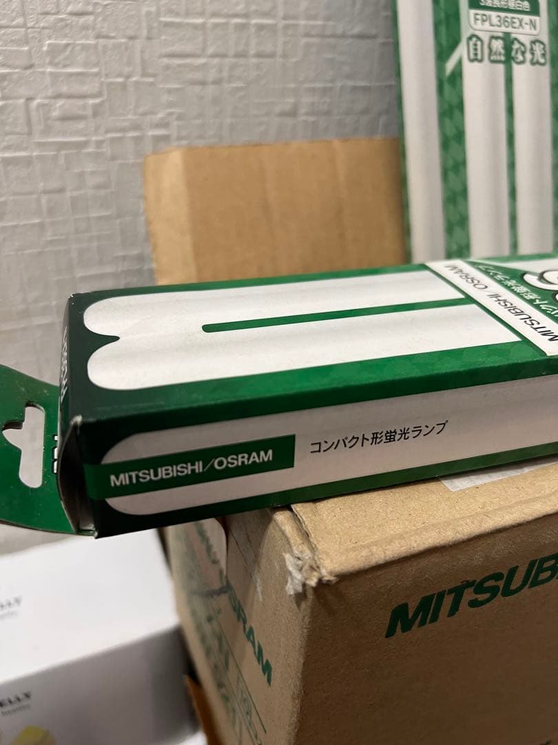 【未使用品】三菱電機　コンパクト蛍光灯ランプ　昼白色FPL36EXN 6本セット