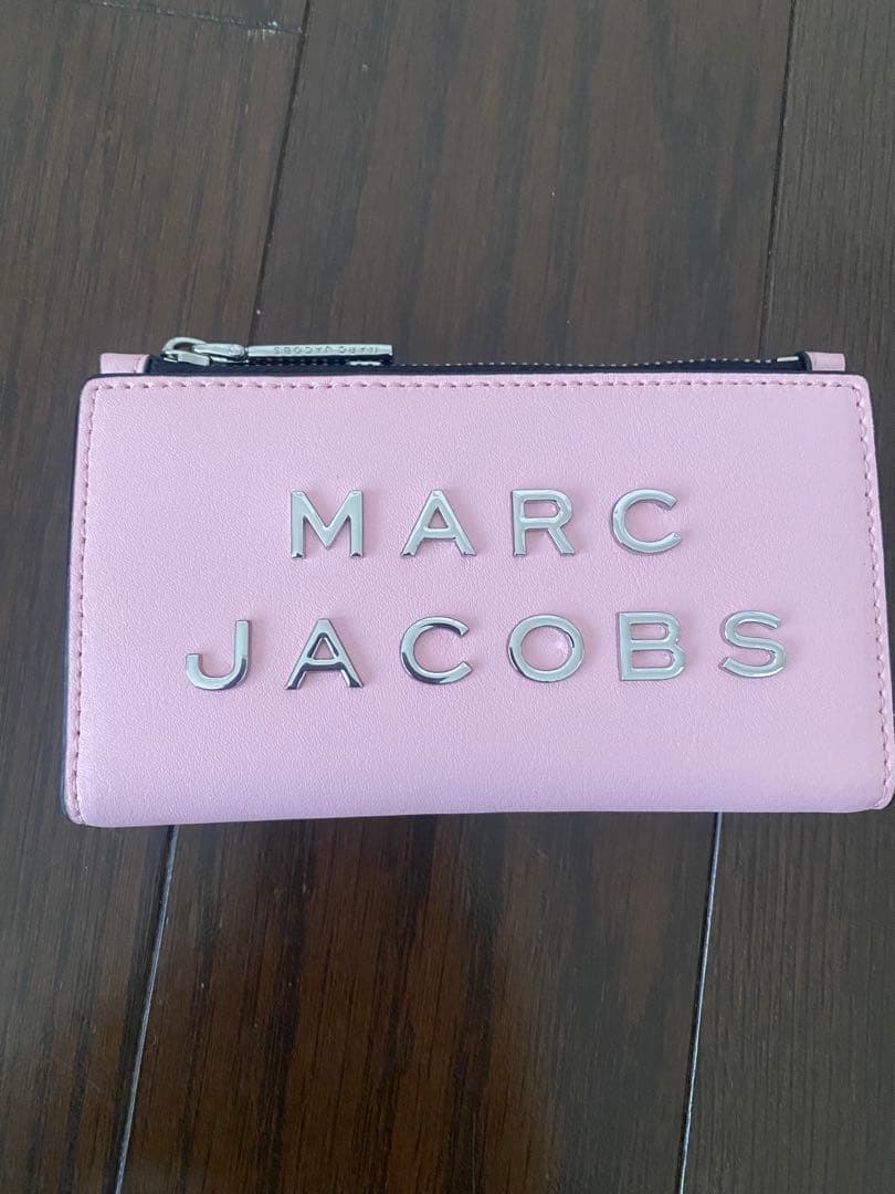m*o様 MARC JACOBS Slim Bifold Wallet 二つ折財