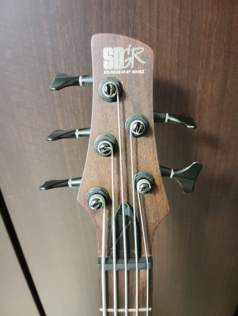 Ibanez SSR635 5弦ベース