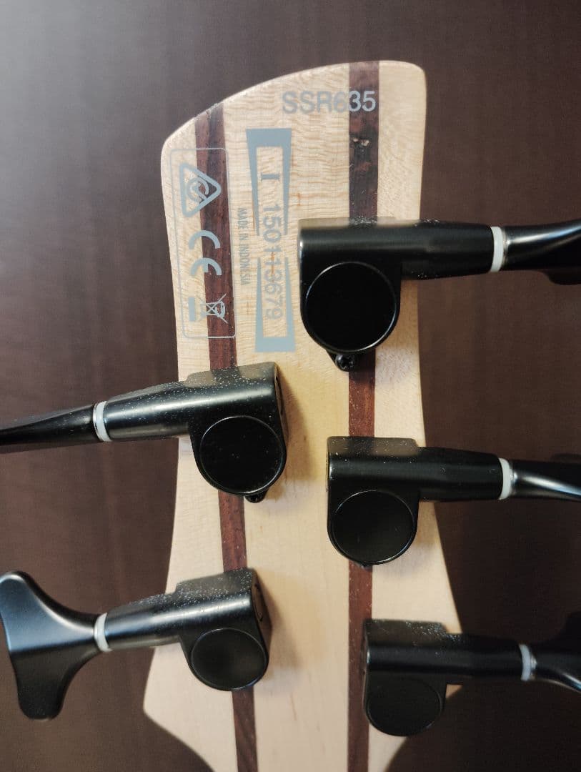 Ibanez SSR635 5弦ベース