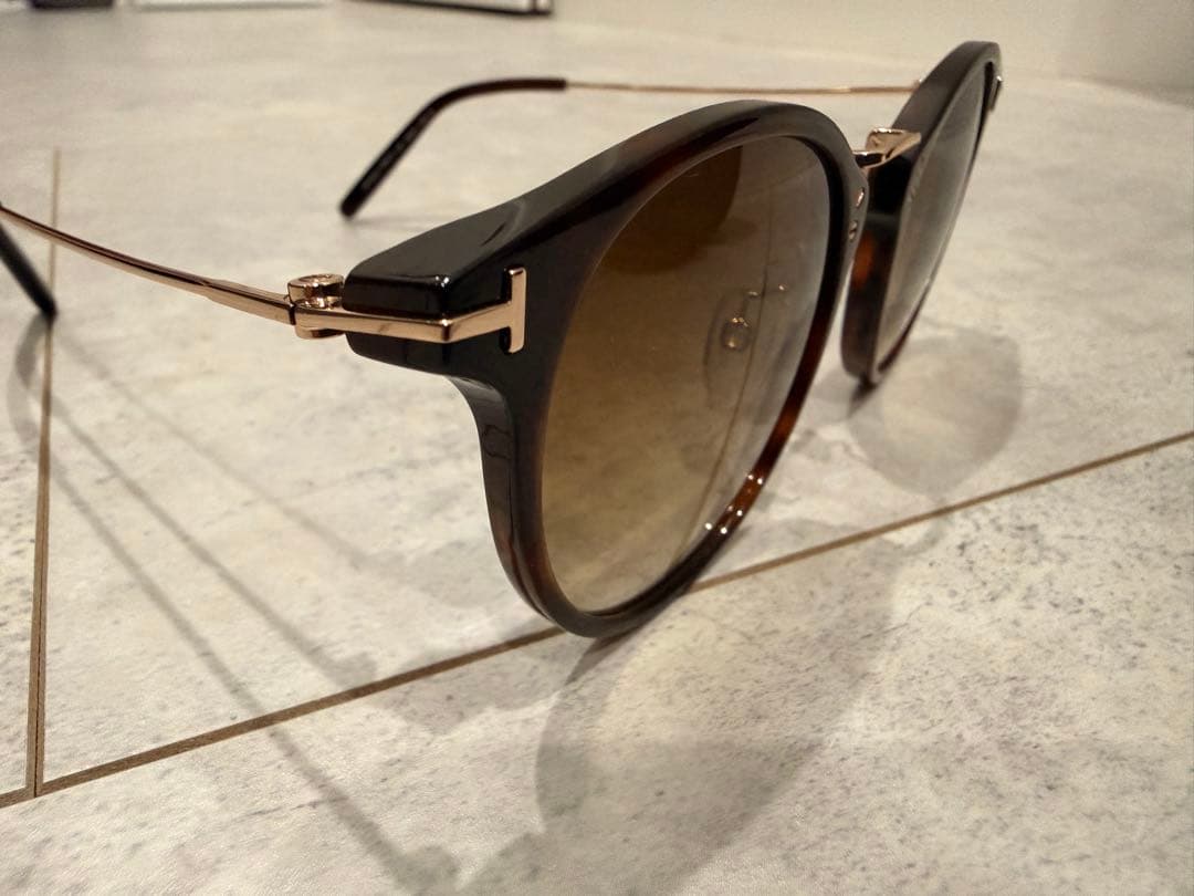 【未使用級】TOM FORD サングラス TF673 トムフォード