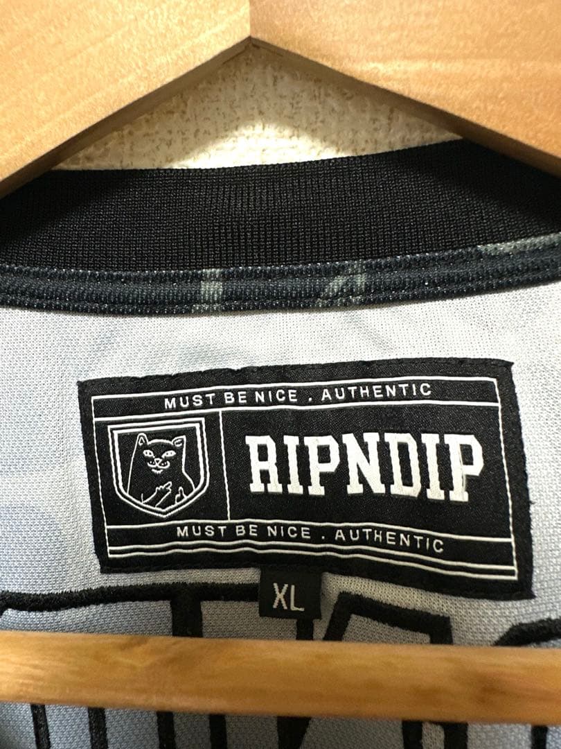 美品 RIPNDIP リップンディップ カモフラ ゲームシャツ フットボールXL