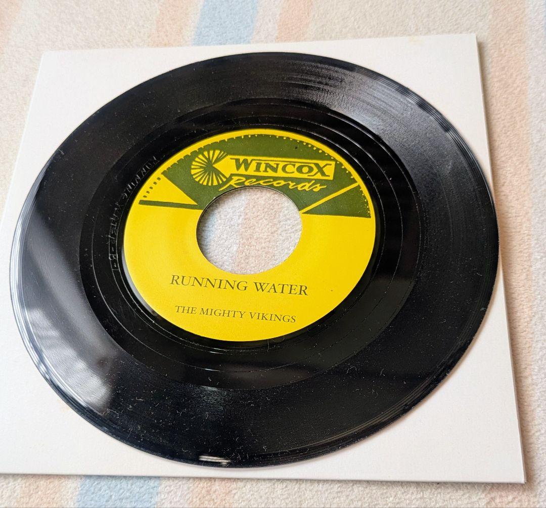 レア　スカ名曲　There's a Reward　Joe Higgs ska