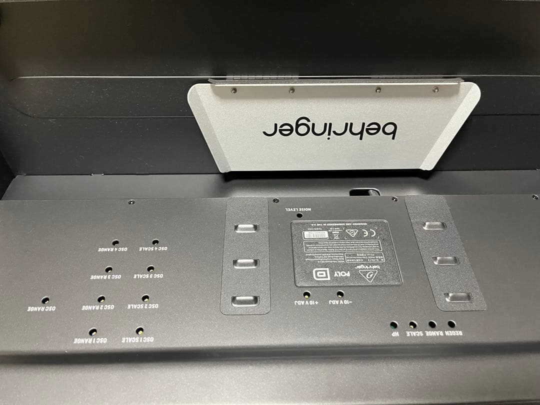 【使用機会1回の美品】Behringer Poly D アナログシンセサイザー