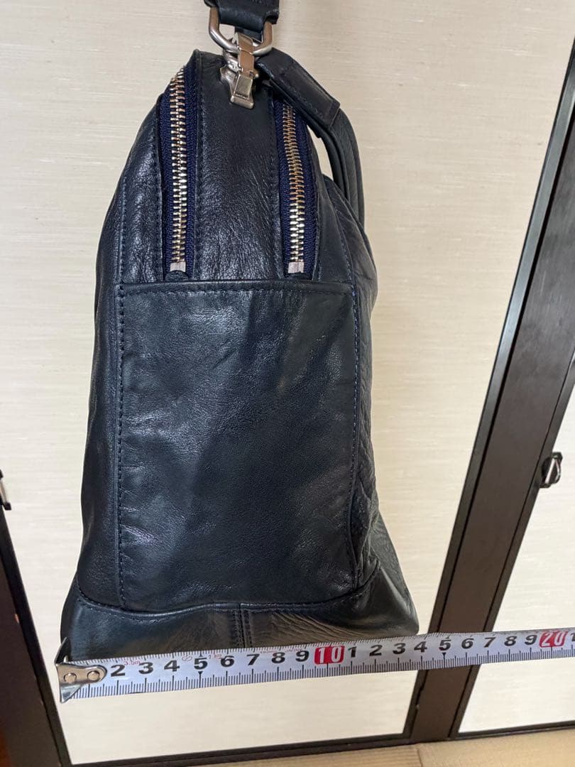aniary レザーショルダーバッグ