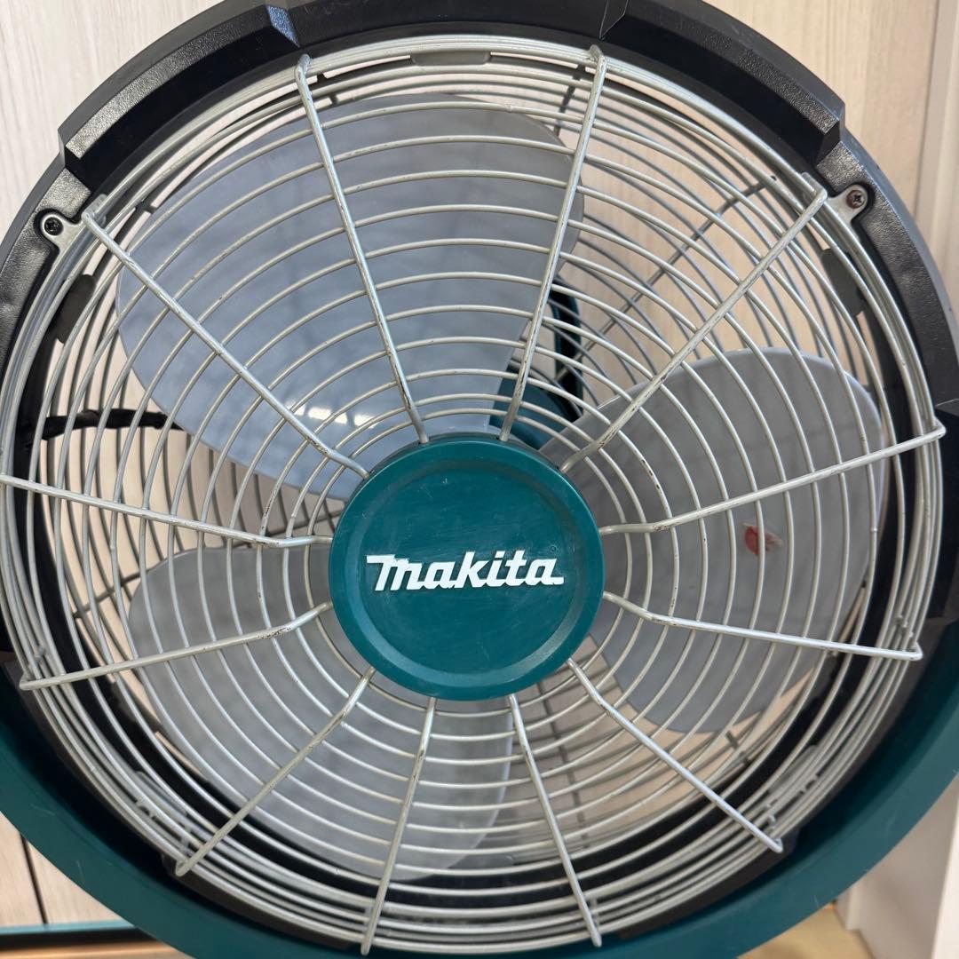 makita マキタ 扇風機 充電式産業扇 CF300D