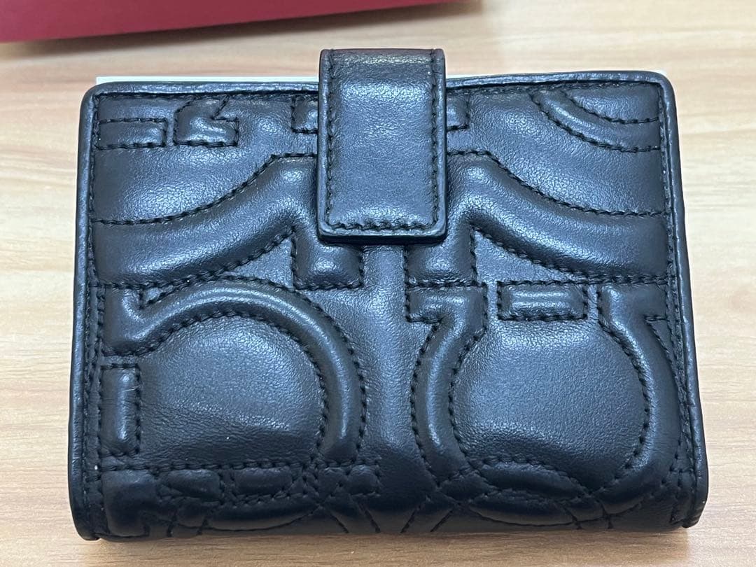 星*︎様 美品　Ferragamo フェラガモ　ミニ財布　Wガンチーニ　ガンチー