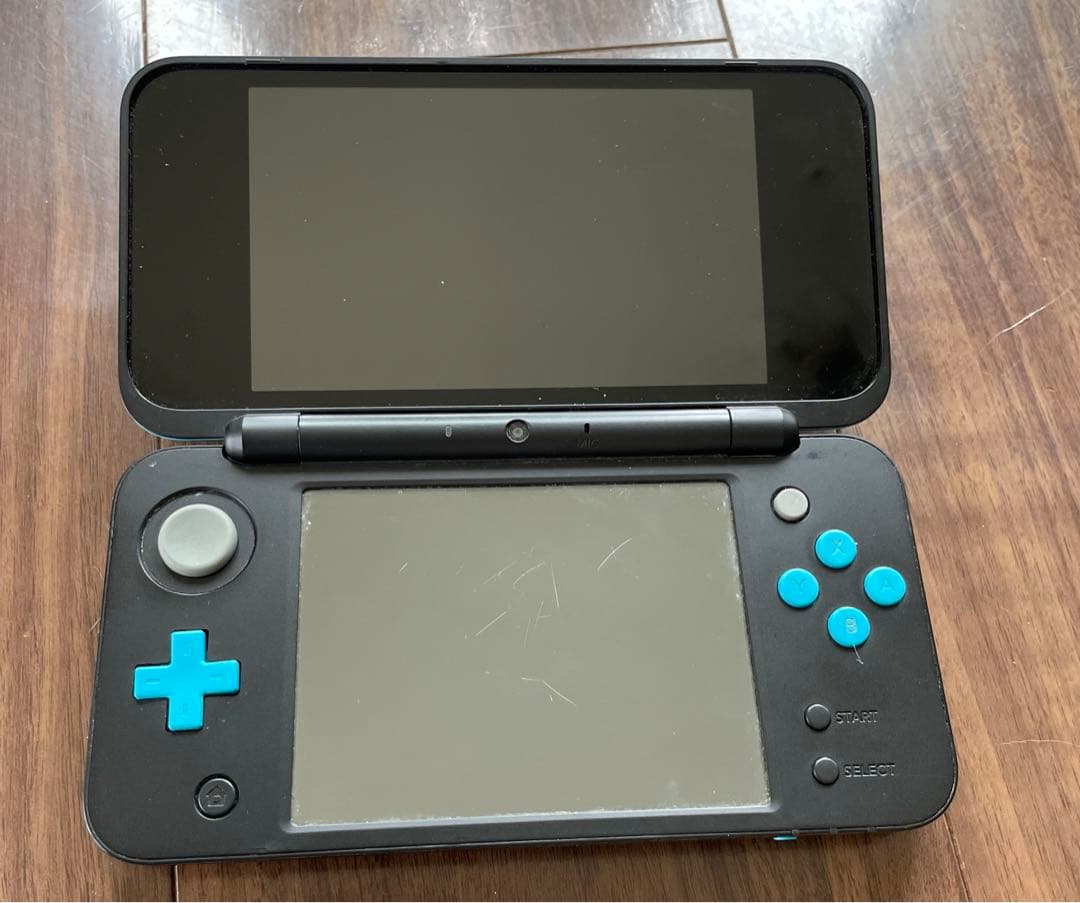 発売中止！入手困難！NEW ニンテンドー 2DS LL 中古品