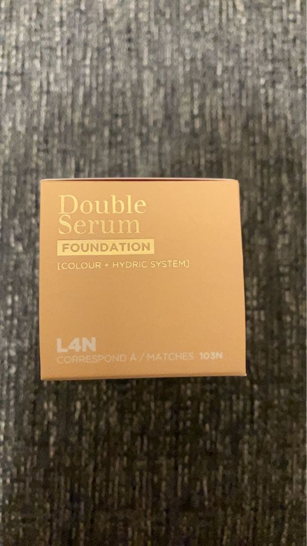新品　クラランス CLARINS ダブルセーラム ファンデーション L4N