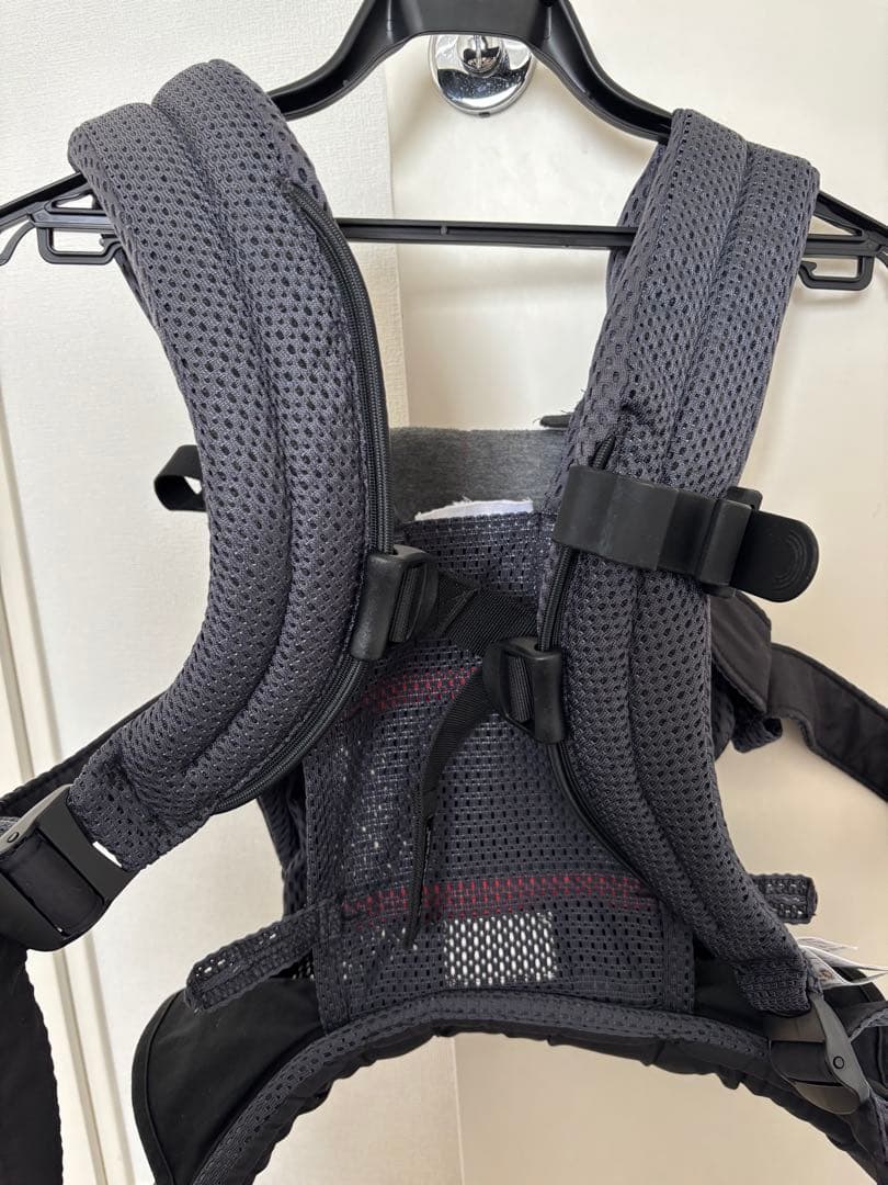 BabyBjorn 抱っこ紐 メッシュ　ハーモニー