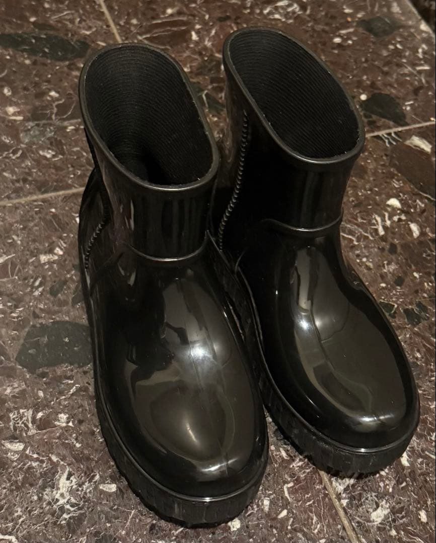 UGG Drizlita レインブーツ ショート