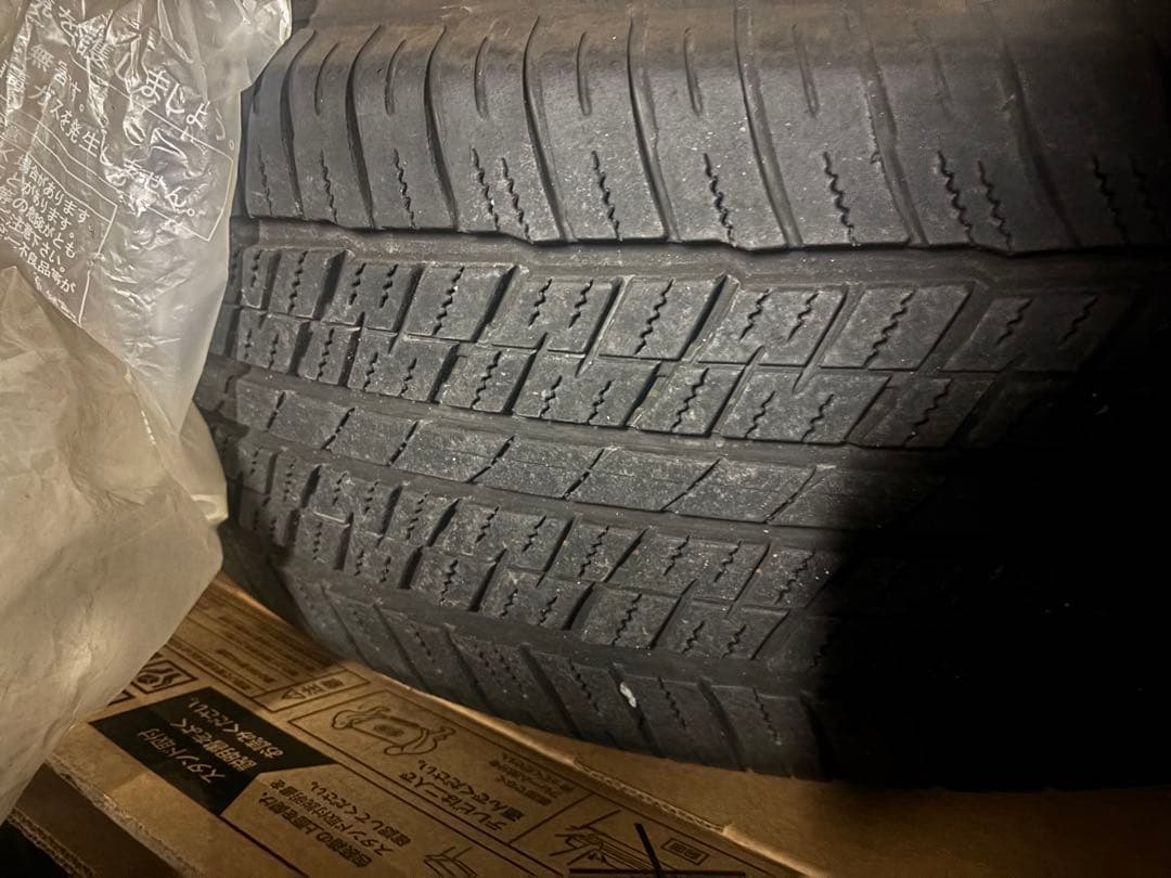タイヤ　4本　DUNLOP GRANDTREK AT23 265/65R18