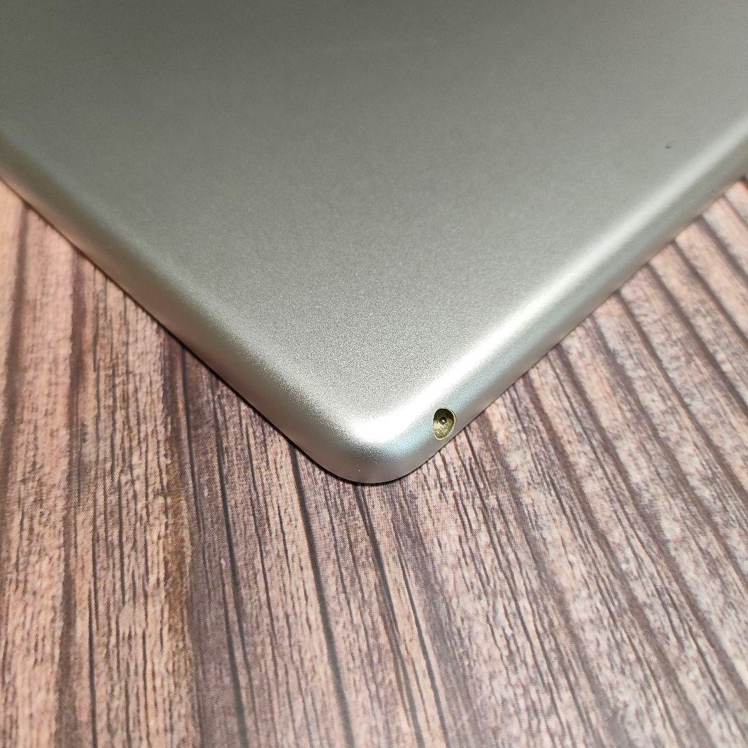 iPad 第5世代 32GB シルバー 美品