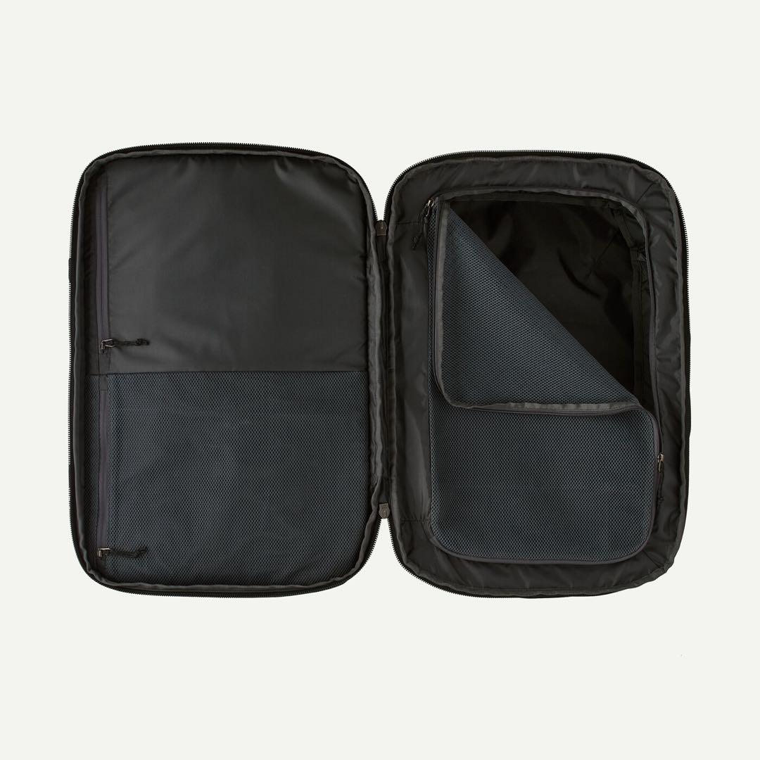 パタゴニア ブラックホール・MLC 45L 新品　海外旅行も可能です。
