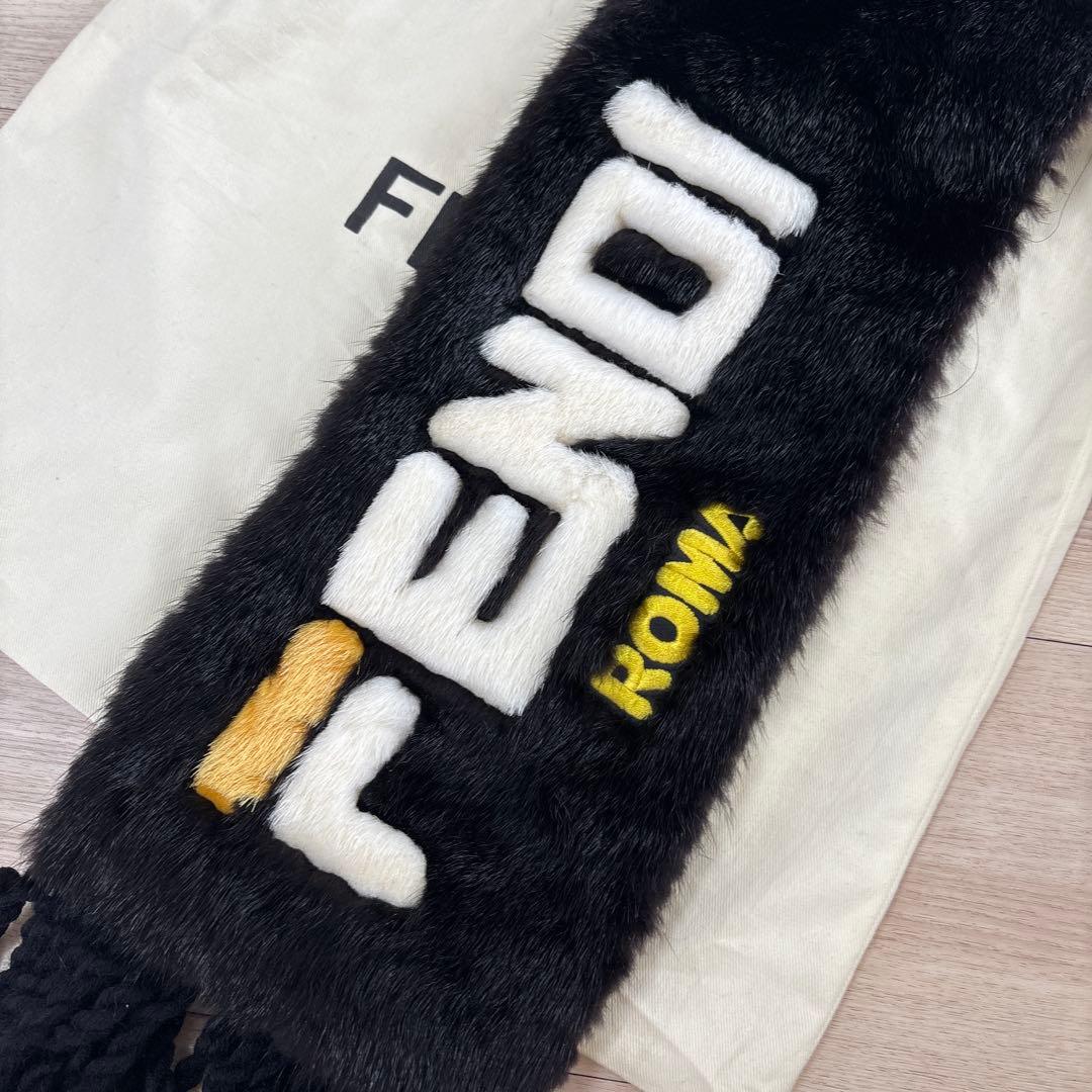 FENDI ROMAファー マフラー フェンディ ローマ