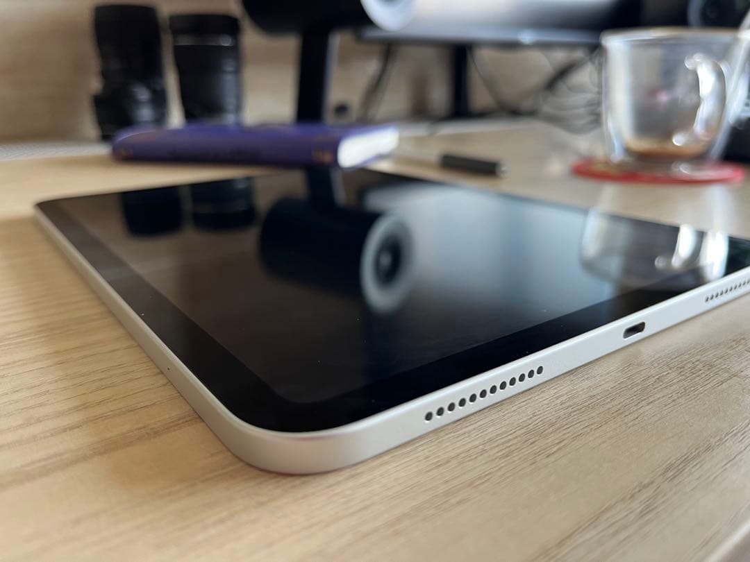 Apple iPad 10.9 インチ (10th Gen) (64GB)