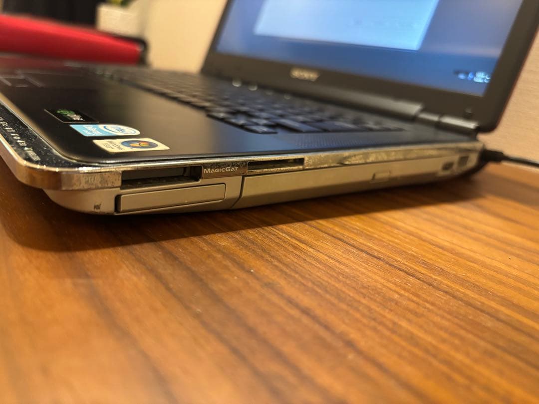 【起動確認済・美品】 Sony VAIO ノートPC レッド PCG-5J6N