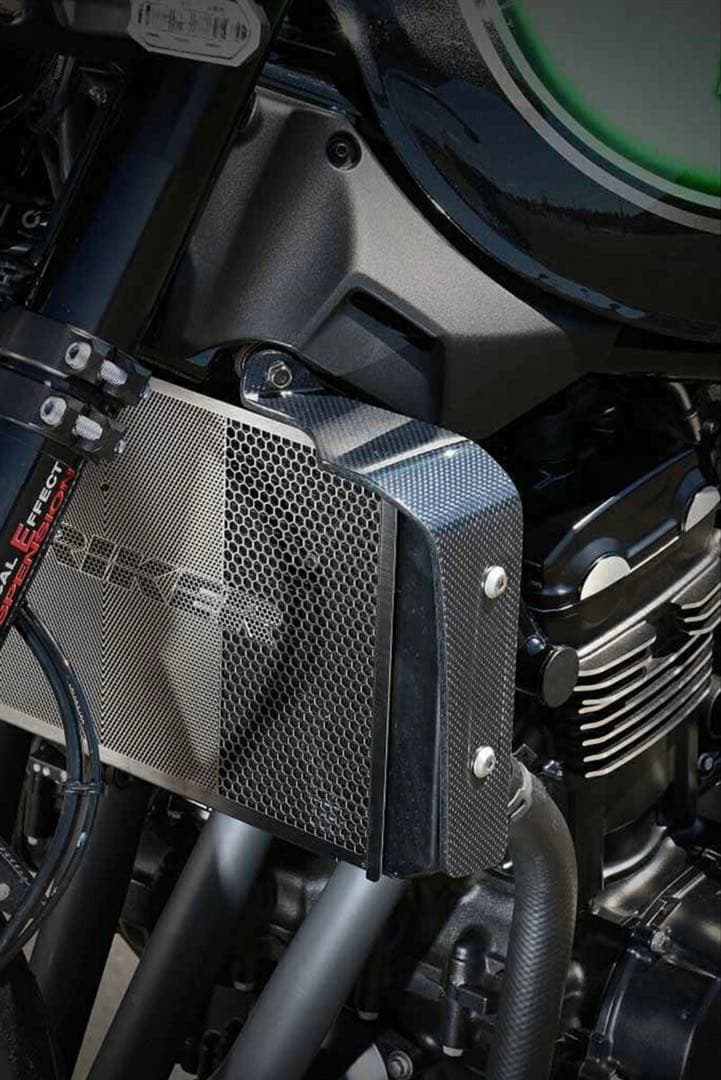 ストライカー ラジエターサイドシュラウドカーボン平織 Z900RS CAFE
