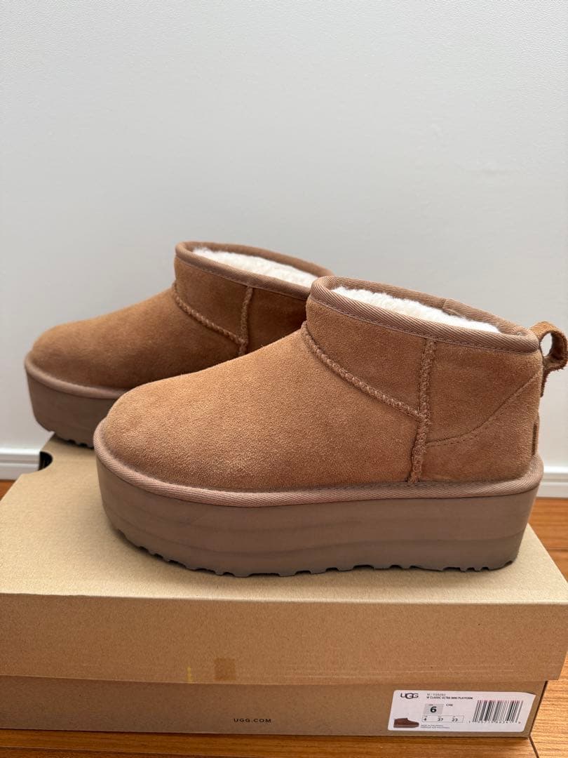 UGG クラシック ウルトラ ミニ プラットフォーム 厚底ブーツ 23cm