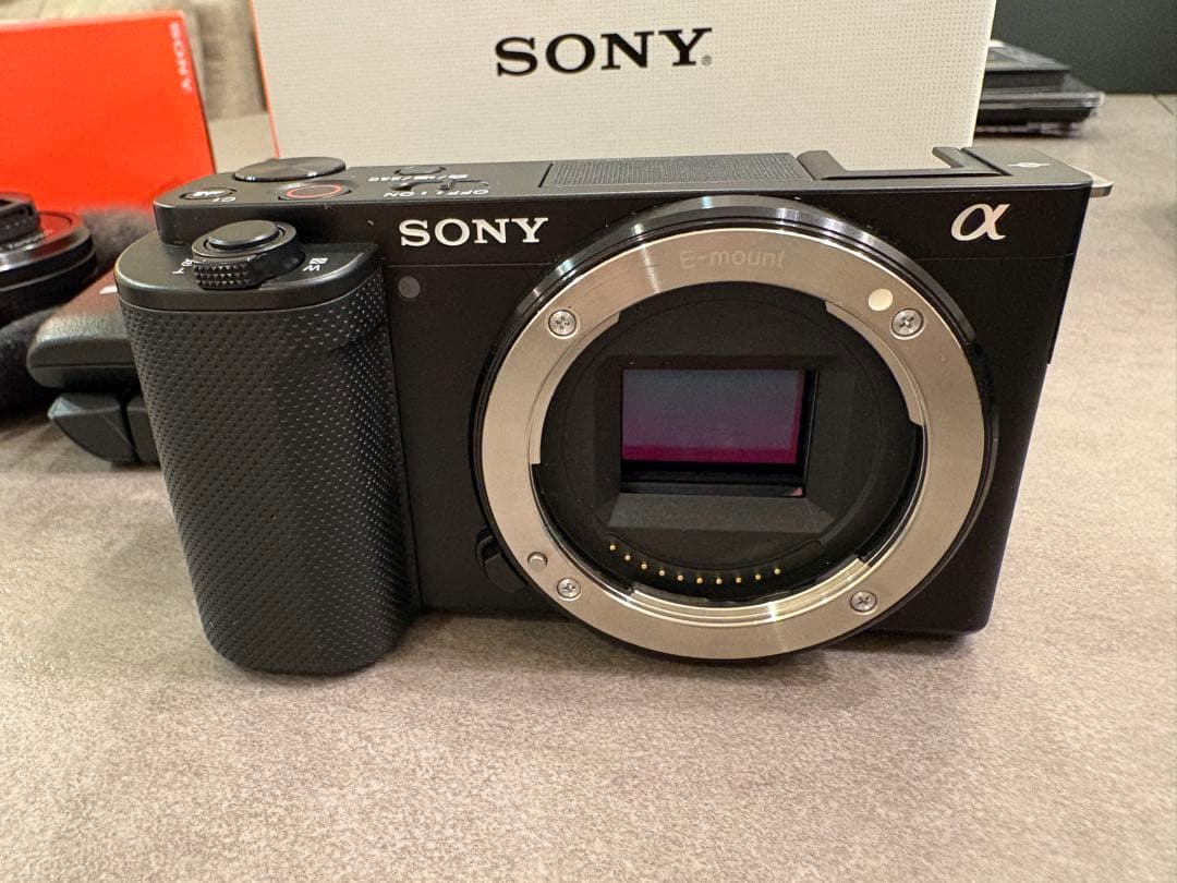 【美品】5年保証付き SONY ZV-E10 ミラーレスカメラ 4K