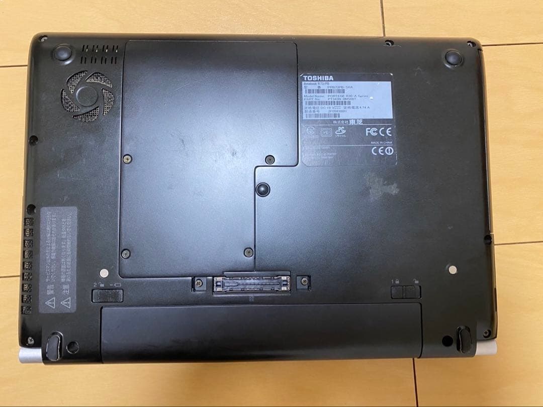 TOSHIBA dynabook R73/PB Windows10ノートPC