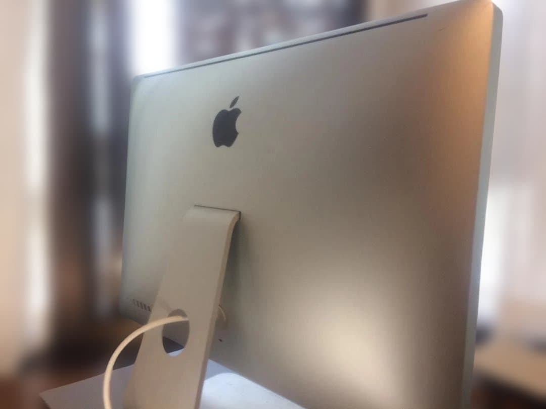 メルエム様*iMac 27インチ Mid 2010