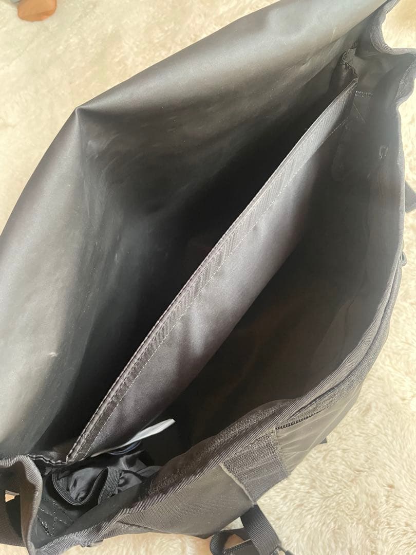 TIMBUK2 メッセンジャーバッグ ブラック 大容量 ショルダーバッグ