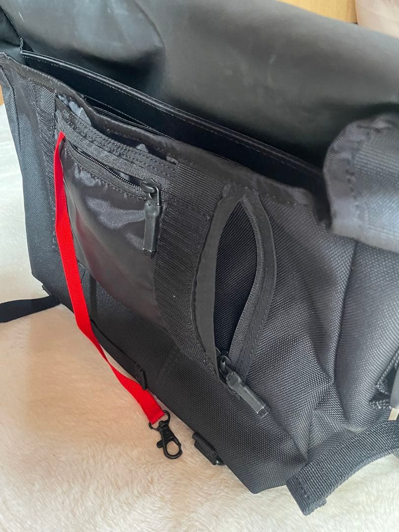 TIMBUK2 メッセンジャーバッグ ブラック 大容量 ショルダーバッグ