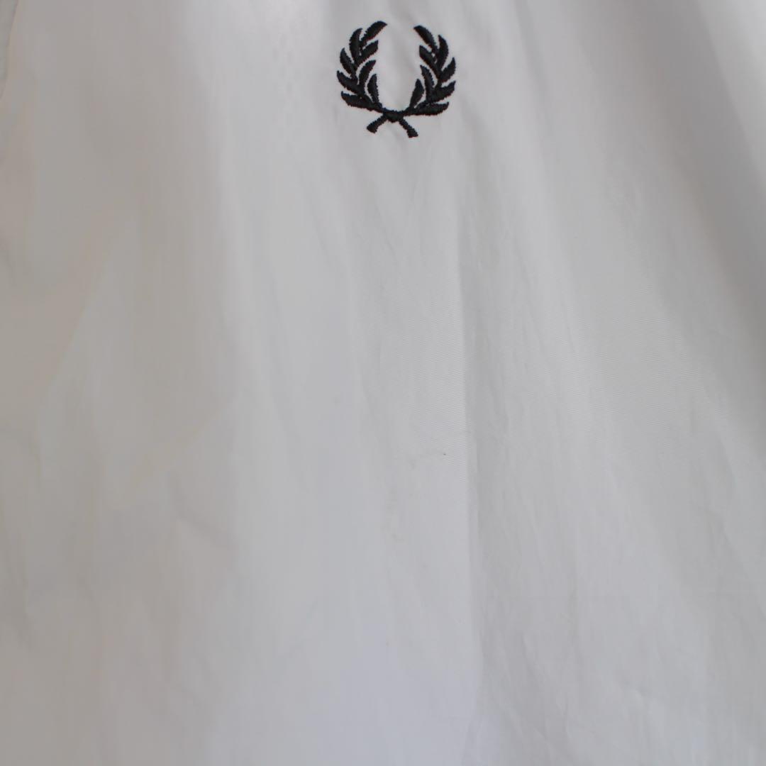 90s FRED PERRY ナイロンジャケット 白 フード収納 S