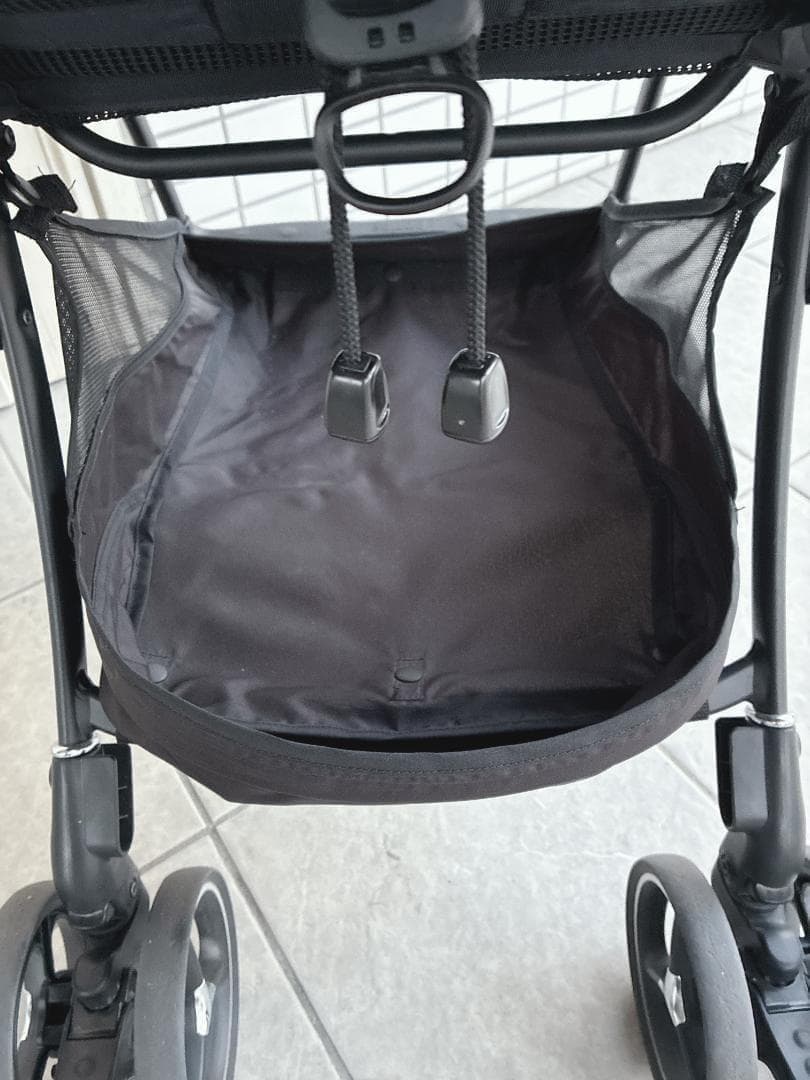 グリーン⭐️極美品⭐️ 2023年製 アップリカ ラクーナ プラス