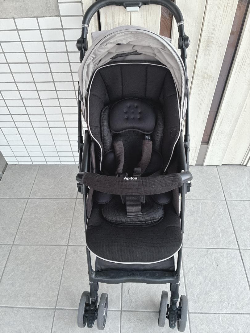グリーン⭐️極美品⭐️ 2023年製 アップリカ ラクーナ プラス