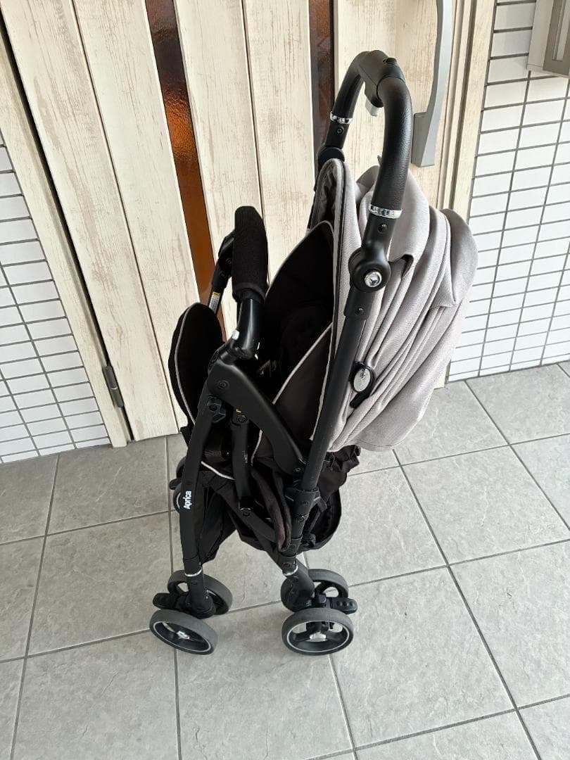 グリーン⭐️極美品⭐️ 2023年製 アップリカ ラクーナ プラス