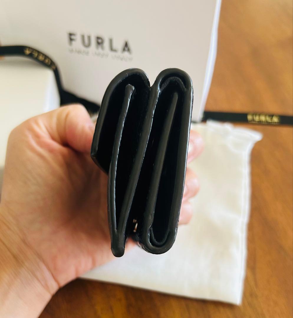 【かずちゃん】FURLA フルラ 三つ折り財布 ブラック 黒 ミニ財布